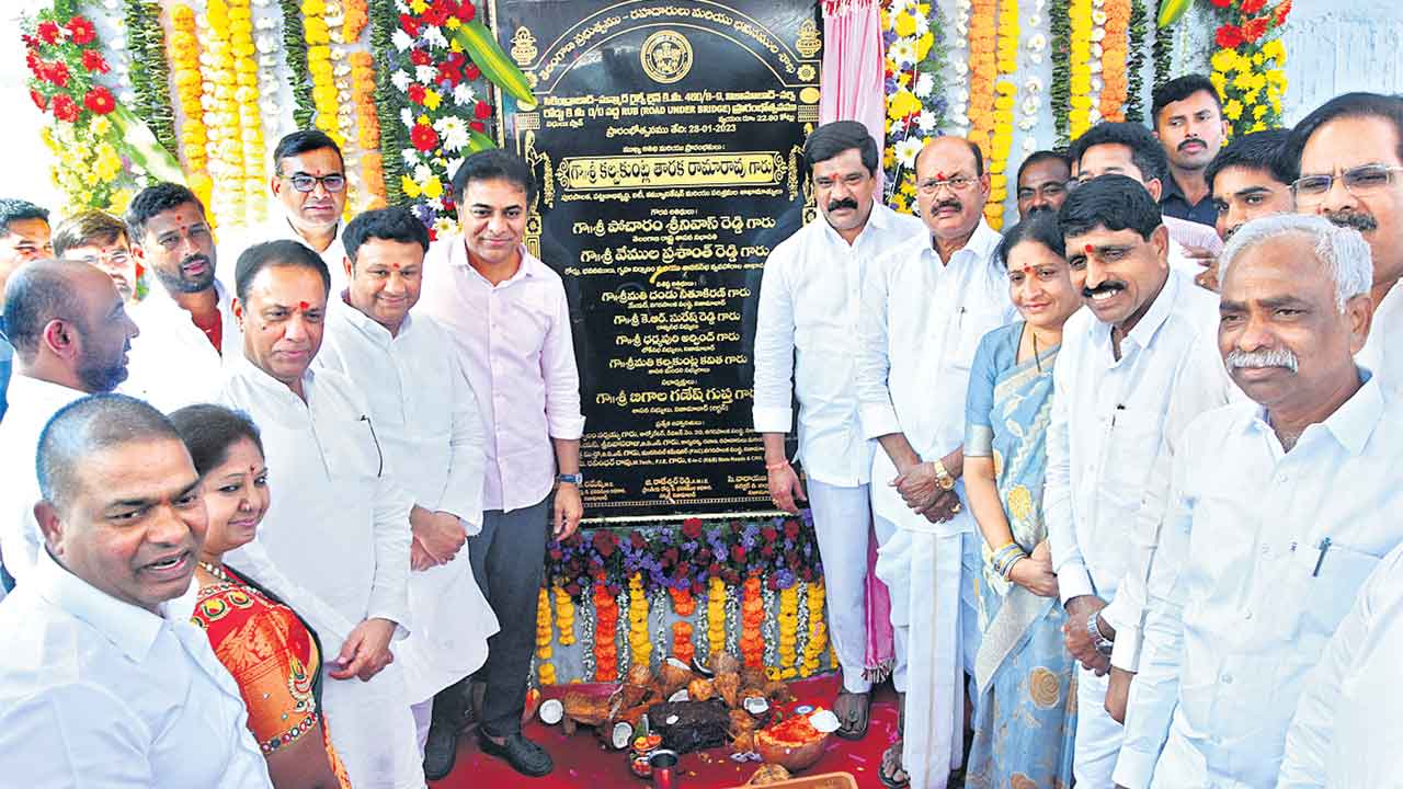 అప్పులు ఆకాశంలో.. రూపాయి పాతాళంలో