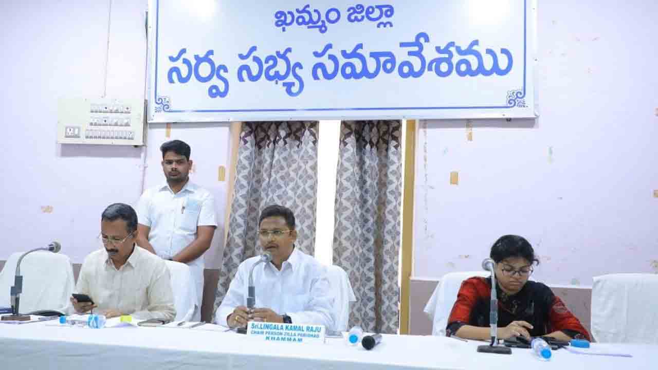 ‘కంటి వెలుగు’ను విజయవంతం చేయాలి