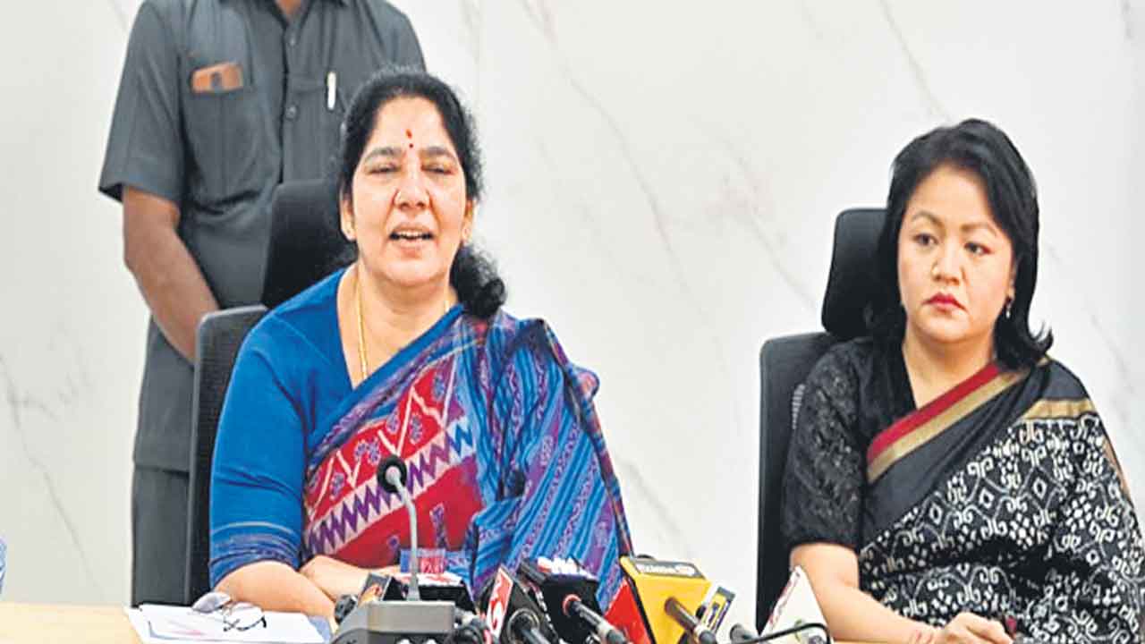 త్వరలో పోడుభూములకు శాశ్వత పరిష్కారం