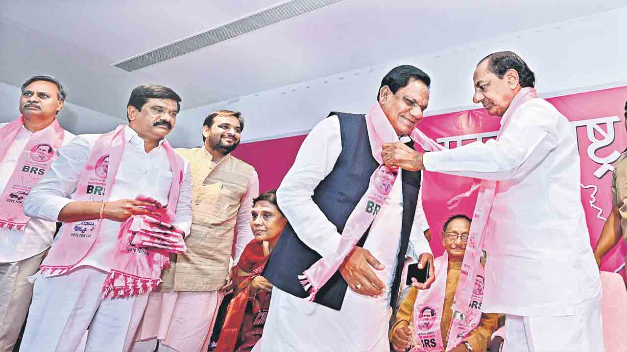 బీఆర్‌ఎస్‌లో చేరిన ఒడిశా మాజీ సీఎం గమాంగ్‌