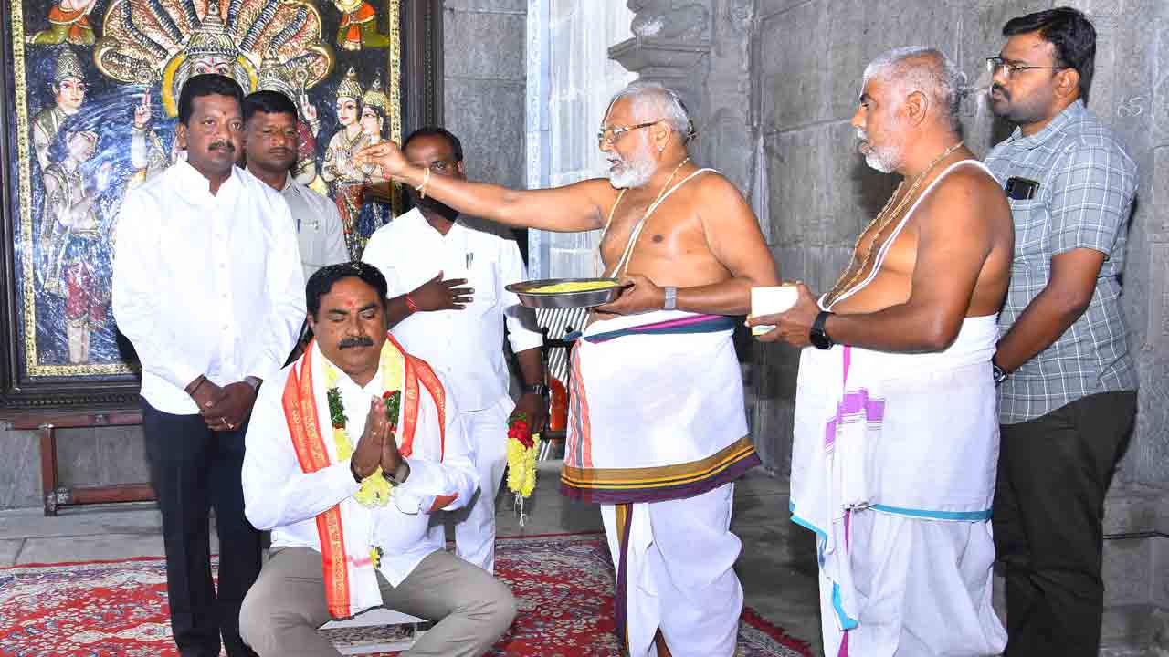 సీఎం కేసీఆర్‌ పాలనలోనే ఆలయాలకు పూర్వ వైభవం