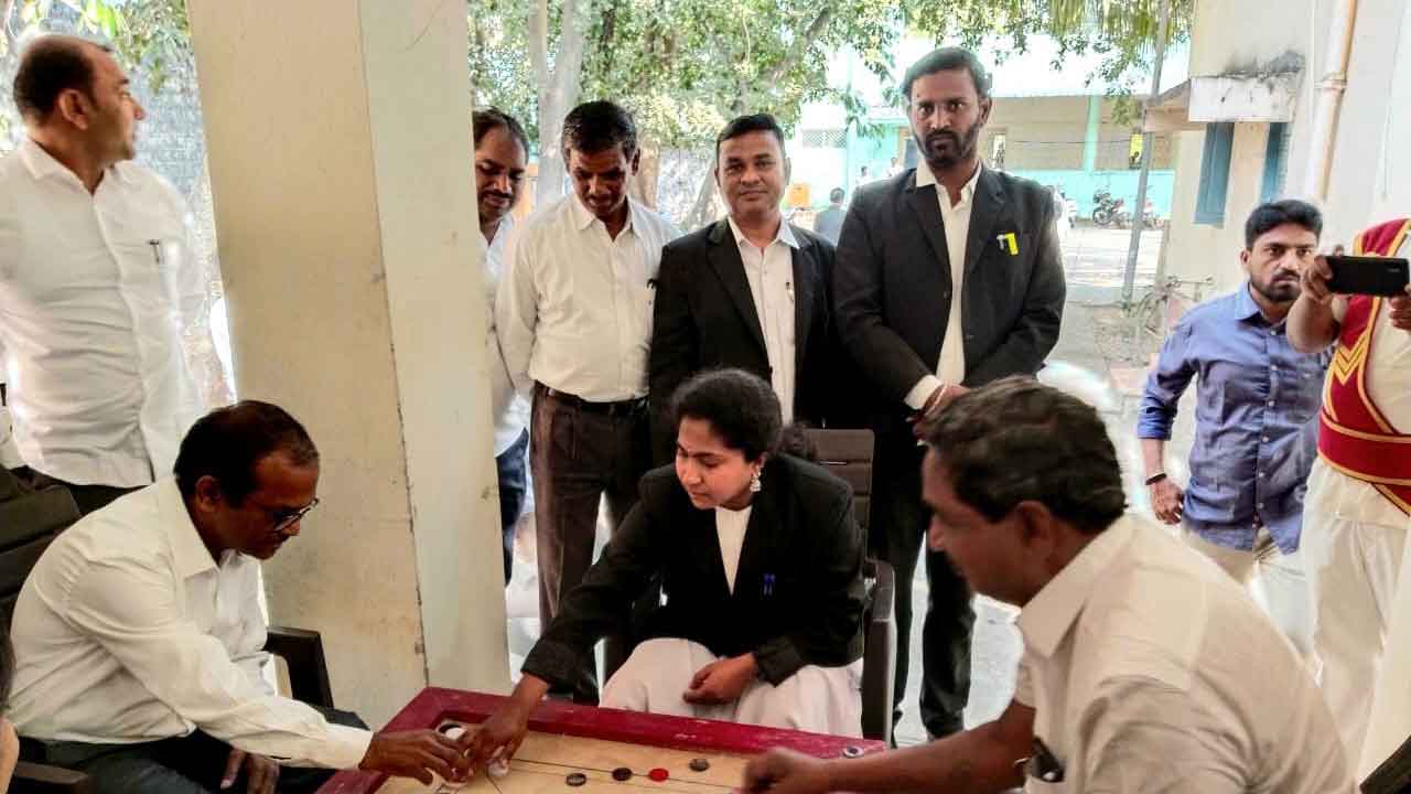 క్రీడలతోనే మానసికోల్లాసం