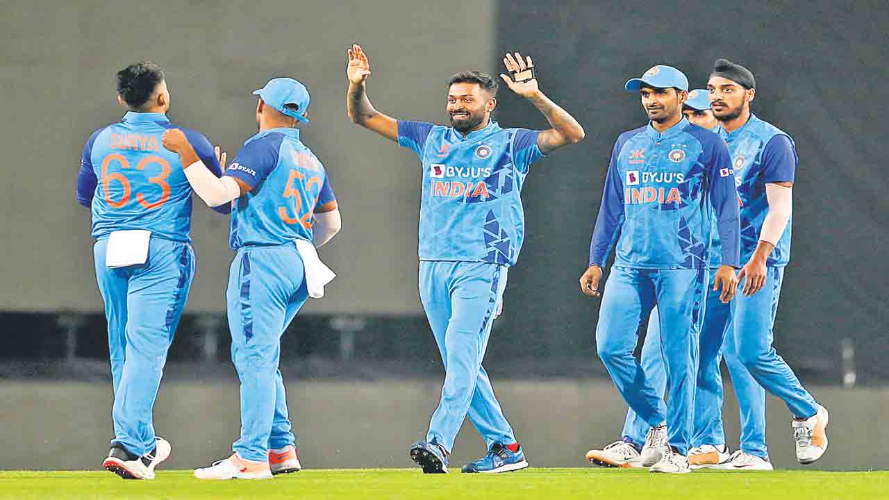 న్యూజిలాండ్‌తో మూడు మ్యాచ్‌ల టీ20 సిరీస్‌లో భారత్‌ కీలక పోరు