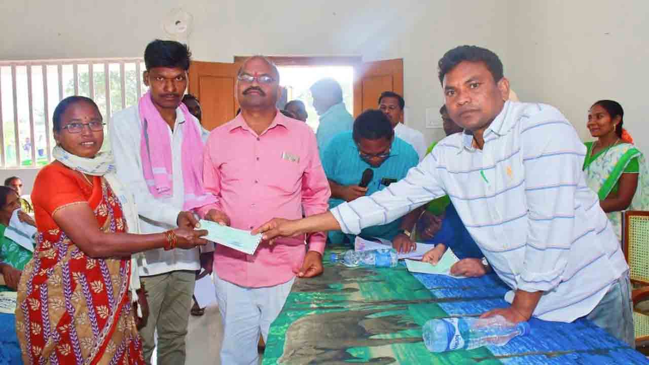 ఏజెన్సీ ప్రాంతాల అభివృద్ధే ధ్యేయం