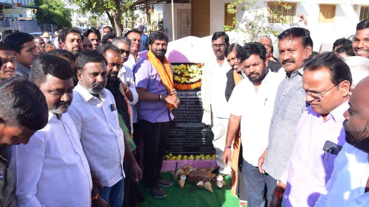 నూతనోత్తేజంతో సేవలు అందించాలి