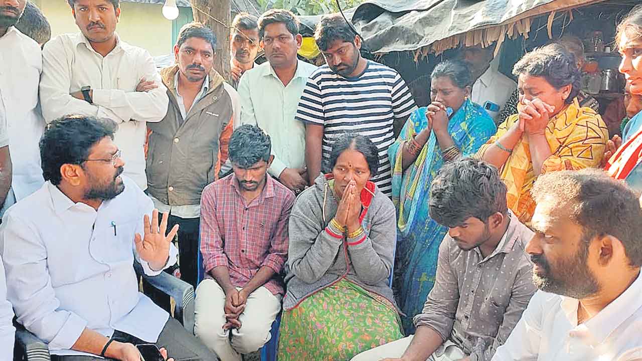 అధైర్య పడొద్దు.. అండగా ఉంటాం