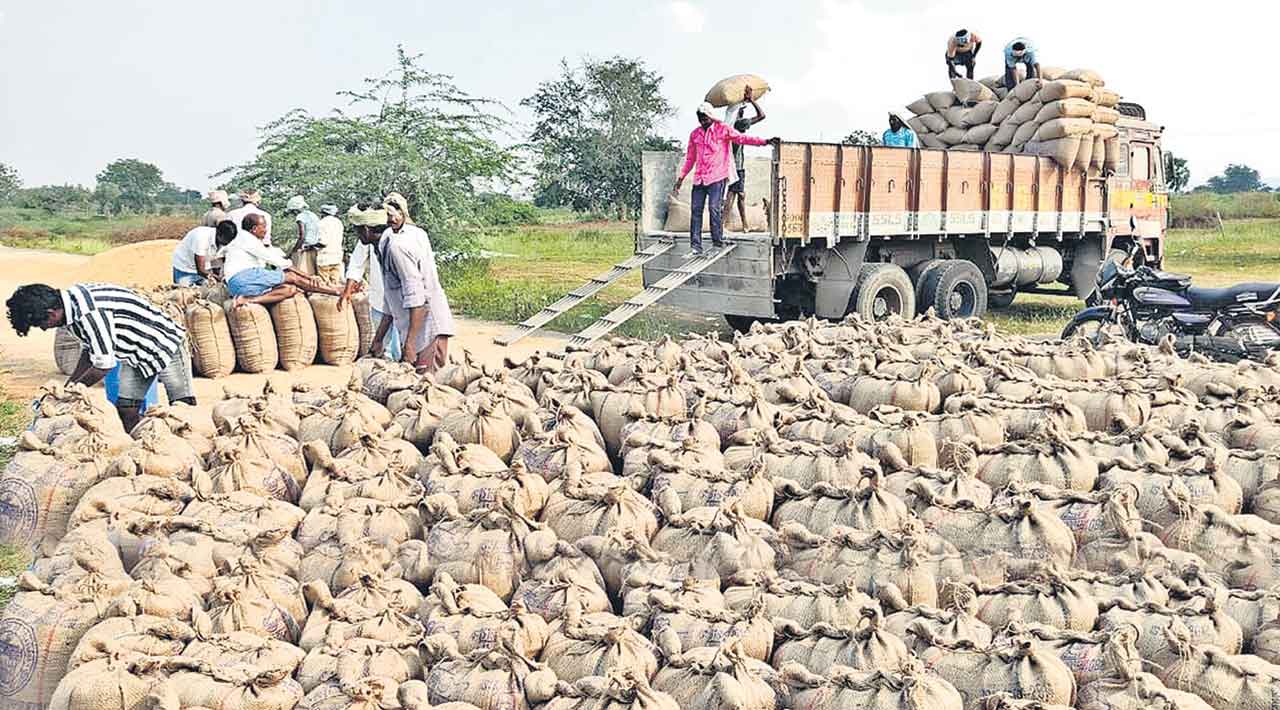 రూ.632 కోట్లు.. రైతుల నుంచి సర్కారు సేకరించిన ధాన్యం విలువ