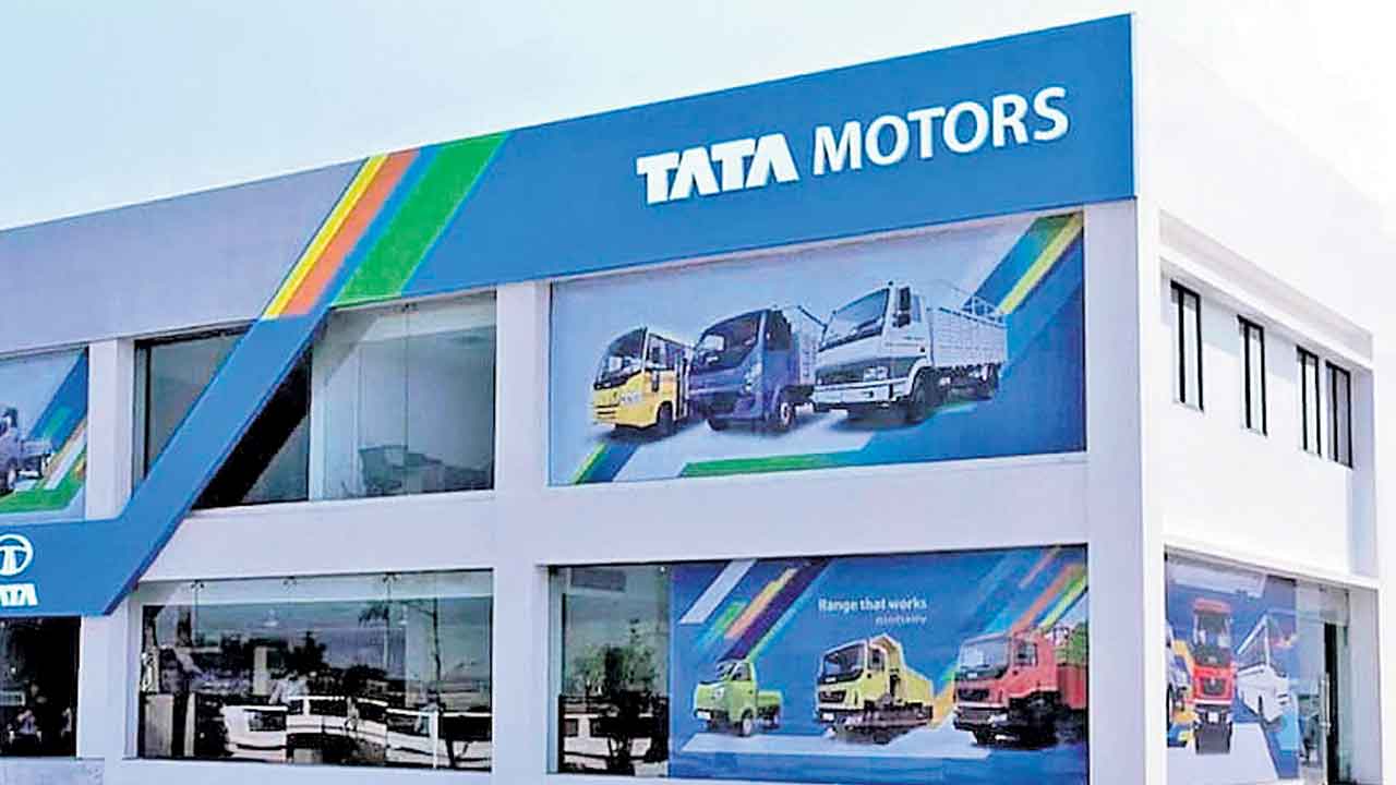 లాభాల్లోకి టాటా మోటర్స్‌