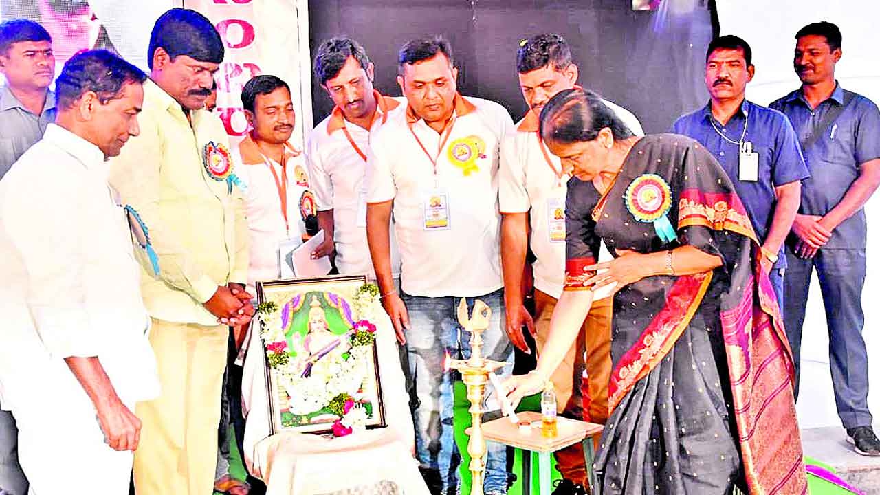 గురుకులాల్లో సకల సౌకర్యాలు
