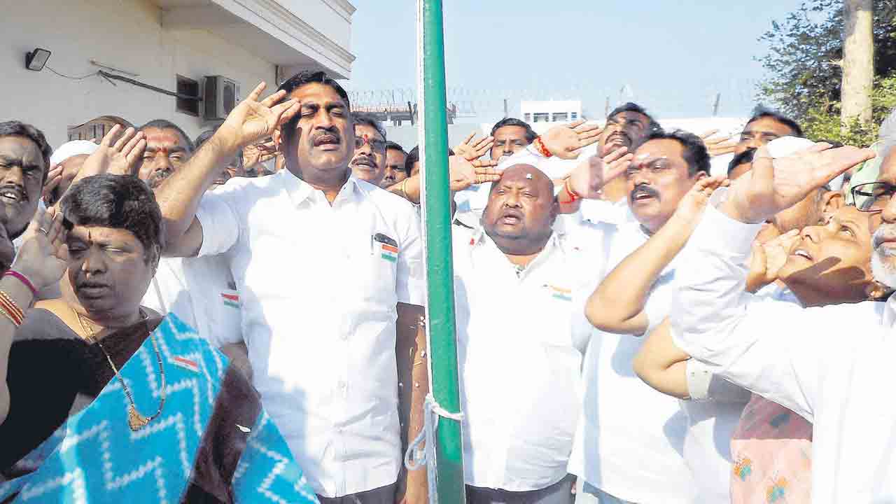 ప్రయాణికుల భద్రత కోసమే ఆధునిక బస్సులు