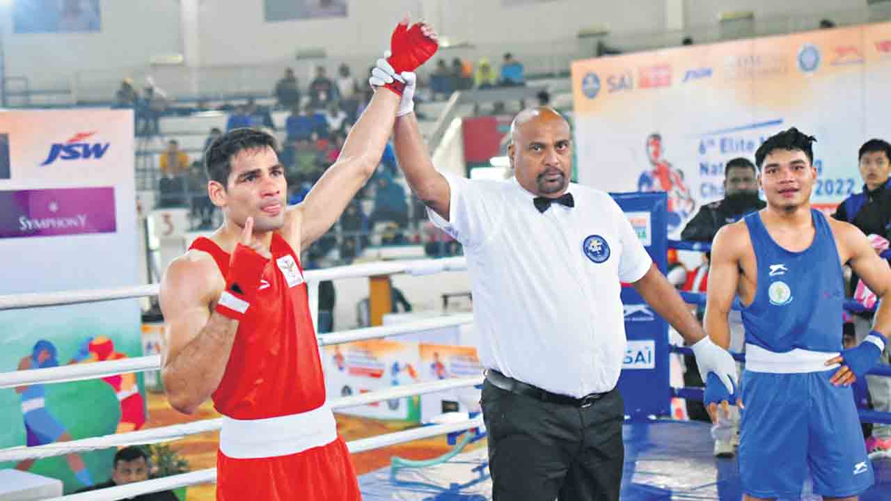 టైటిల్‌ పోరుకు హుసాముద్దీన్‌