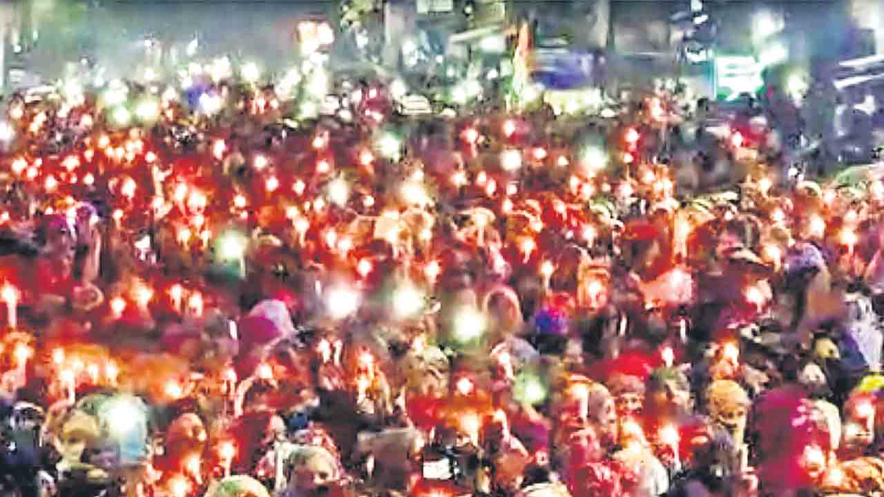 బీజేపీ రాజకీయ కక్ష.. దశాబ్దాల నాటి బస్తీని నిర్మూలించే యత్నం