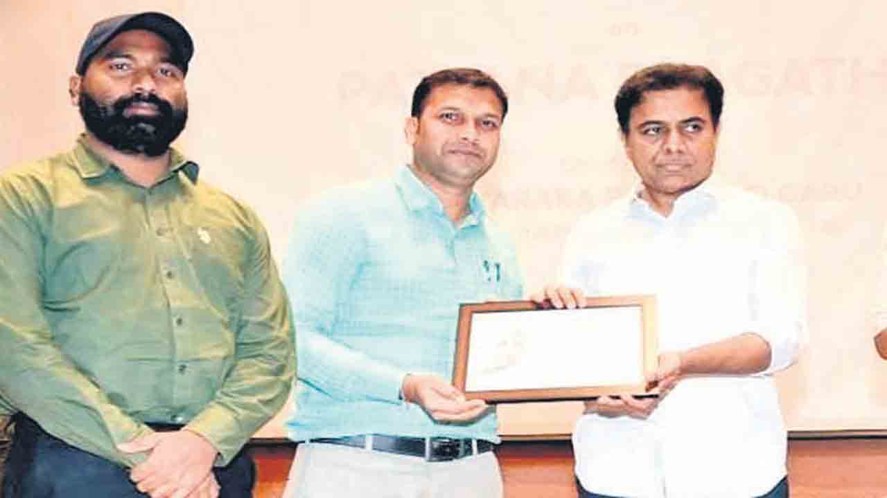 మన పట్టణాలు స్వచ్ఛతలో భేష్‌