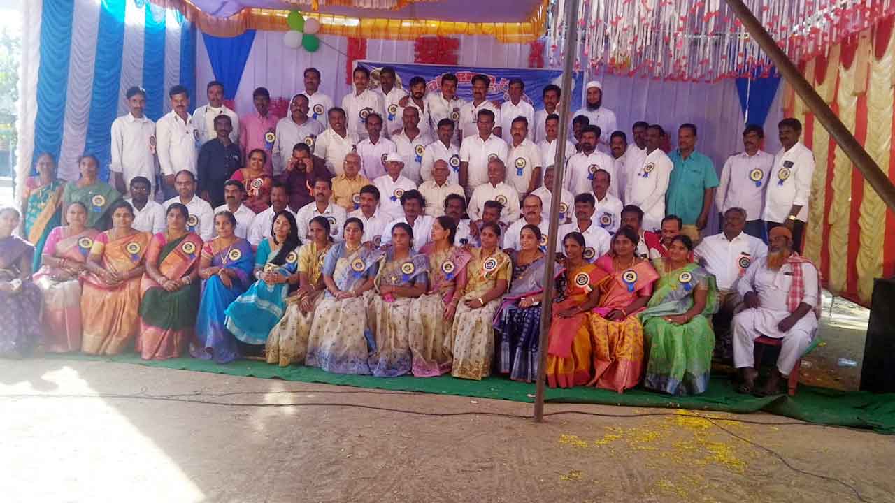 పూర్వ విద్యార్థుల అపూర్వ సమ్మేళనం