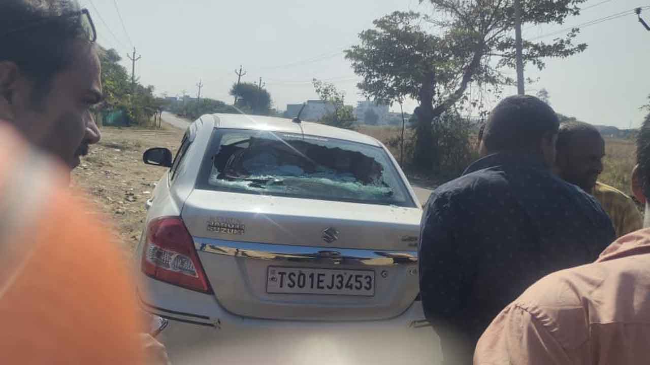 ఫ్లయింగ్‌ స్కాడ్స్‌పై దాడి