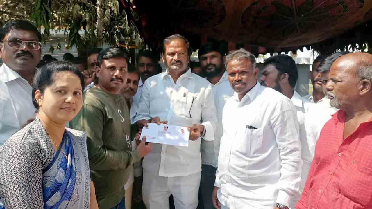 సొంతింటి కల నెరవేర్చిన సీఎం కేసీఆర్‌