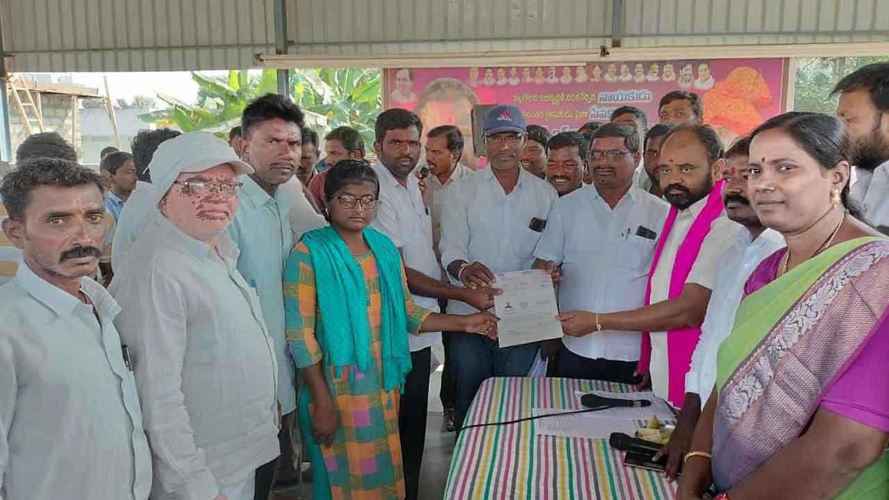 దేశమంతా తెలంగాణ అభివృద్ధి కోరుకుంటున్నది