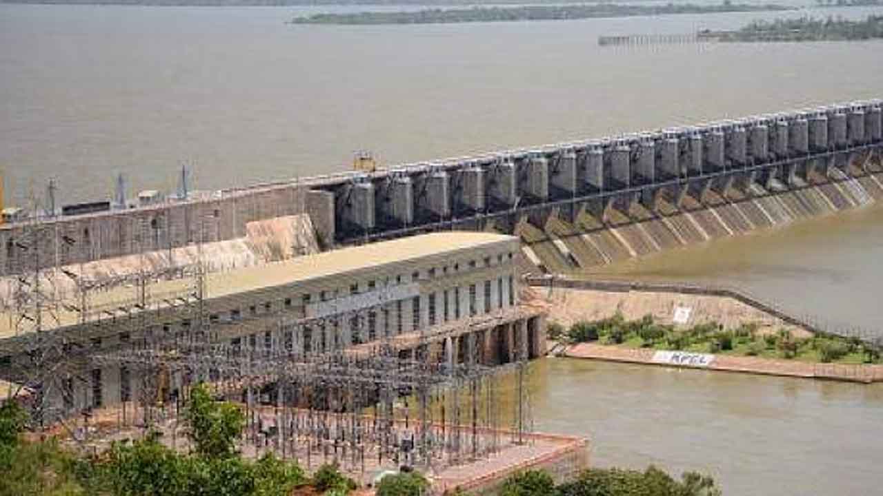 కృష్ణా నదిపై కర్ణాటక అక్రమ ప్రాజెక్టులు
