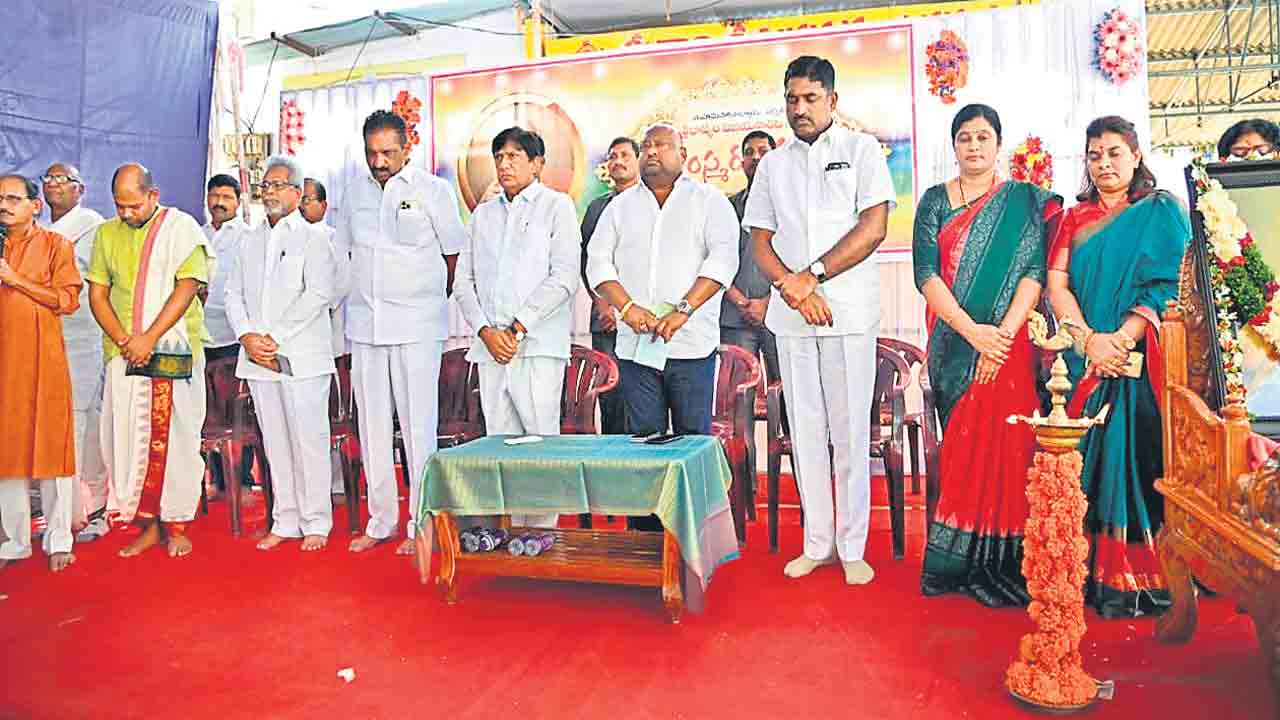 కళావేదికకు ‘శ్రీభాష్యం’ పేరు