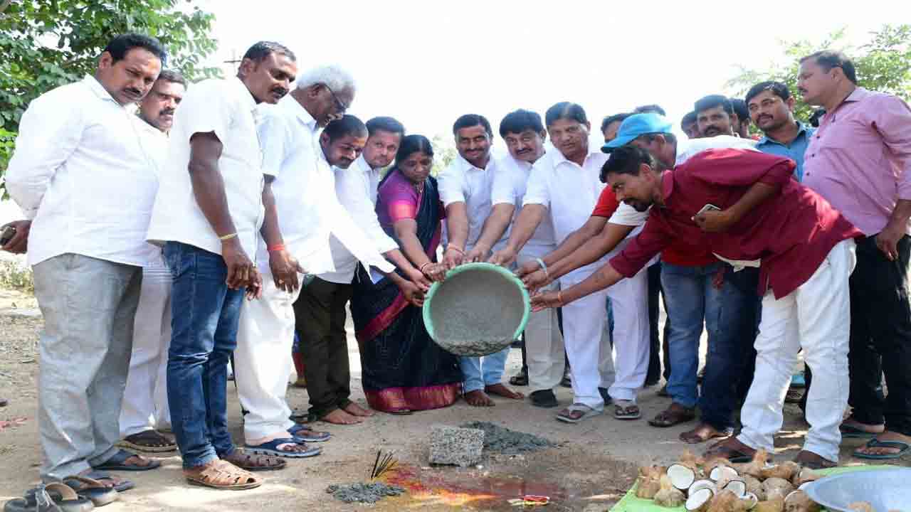 పల్లెల అభివృద్ధికి ప్రభుత్వ ప్రోత్సాహం