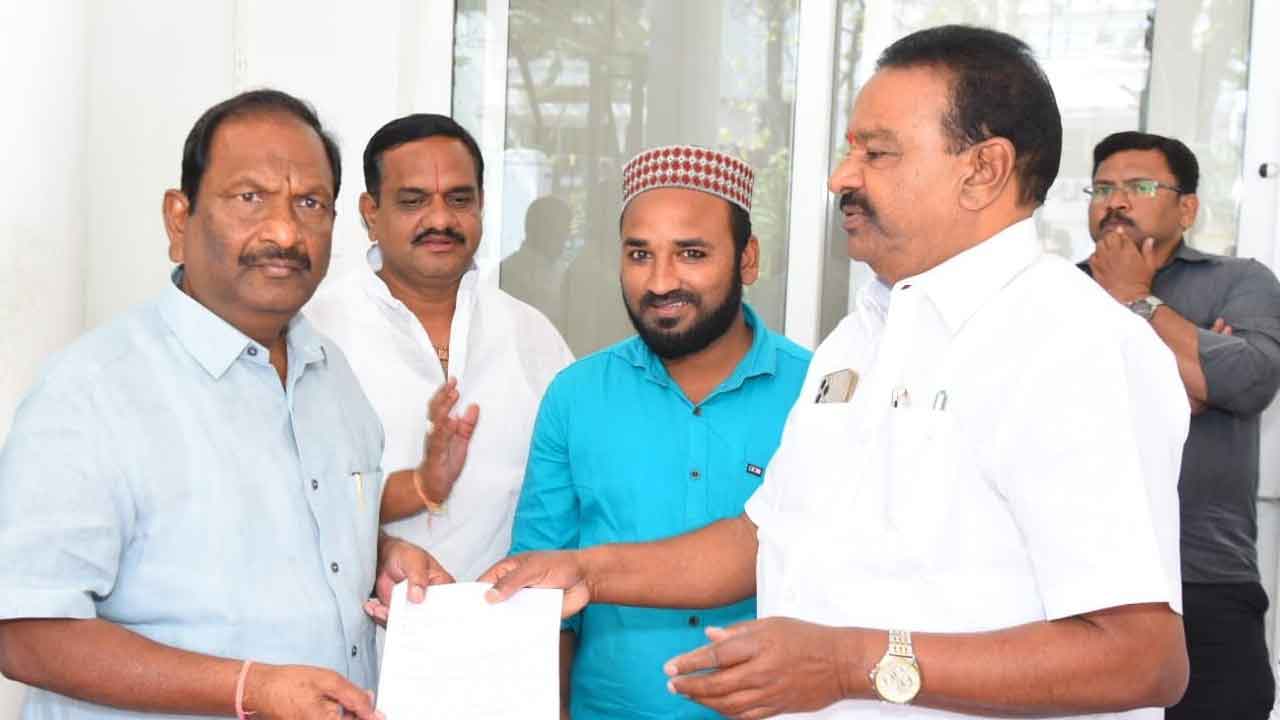 సబ్సిడీ రుణాల యూనిట్ల సంఖ్య పెంచండి