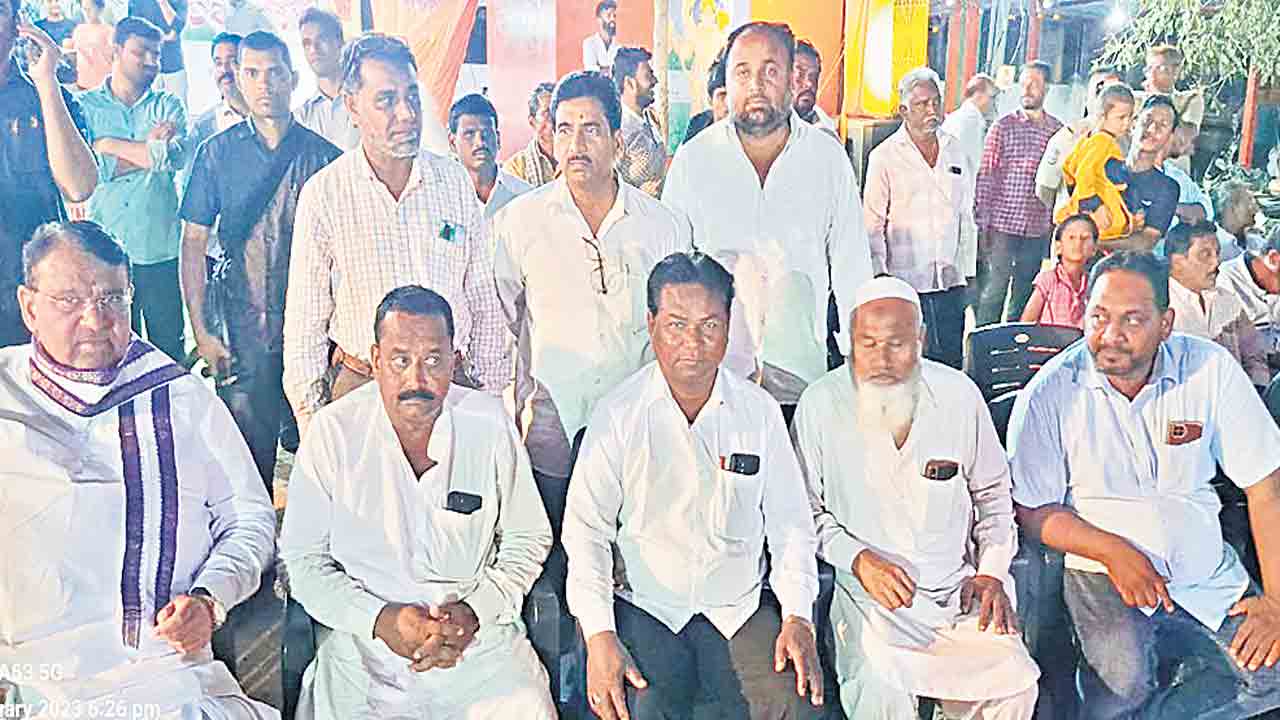 సభాపతి పోచారంతో ‘మహారాష్ట్ర’ ప్రజాప్రతినిధుల భేటీ