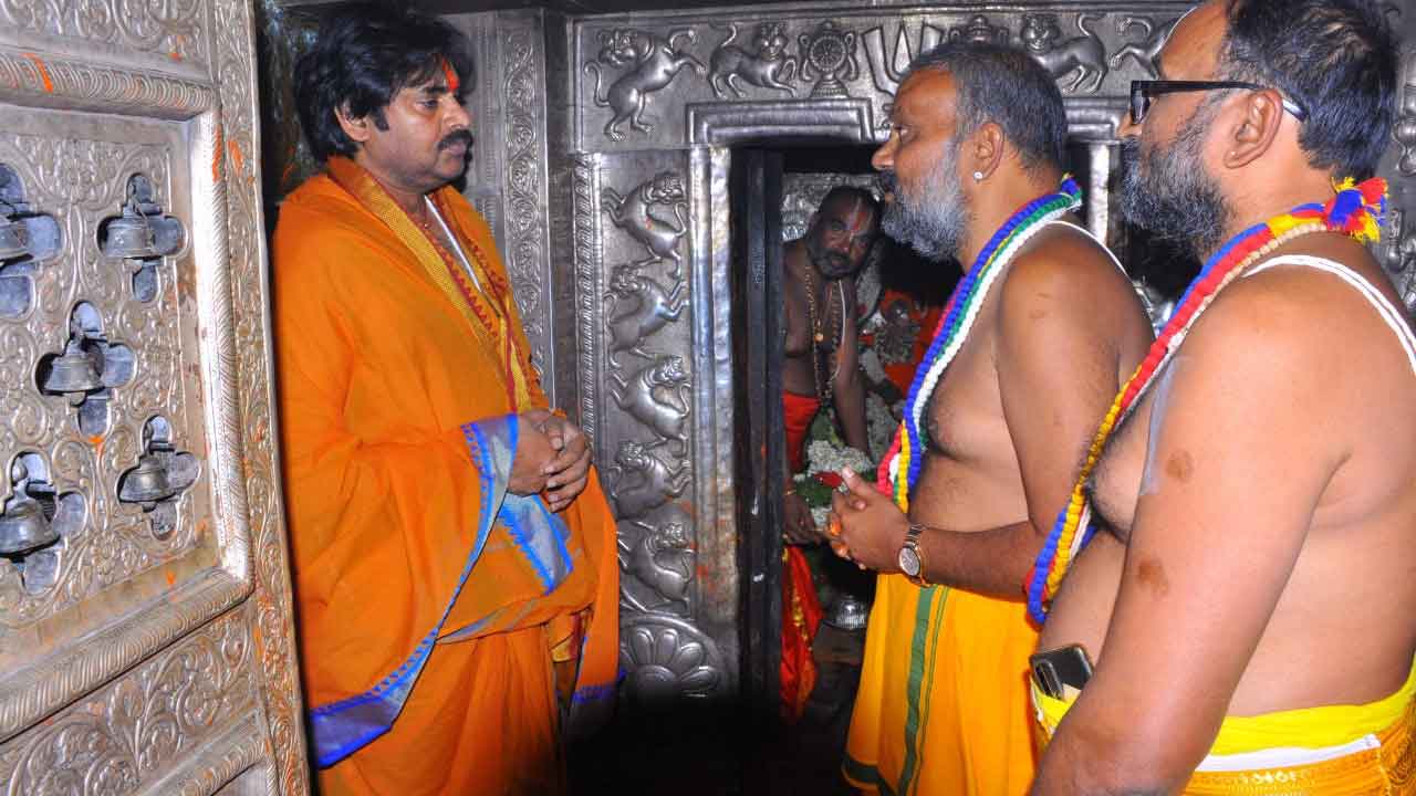 కొండగట్టు, ధర్మపురిలో పవన్‌కళ్యాణ్‌ పర్యటన