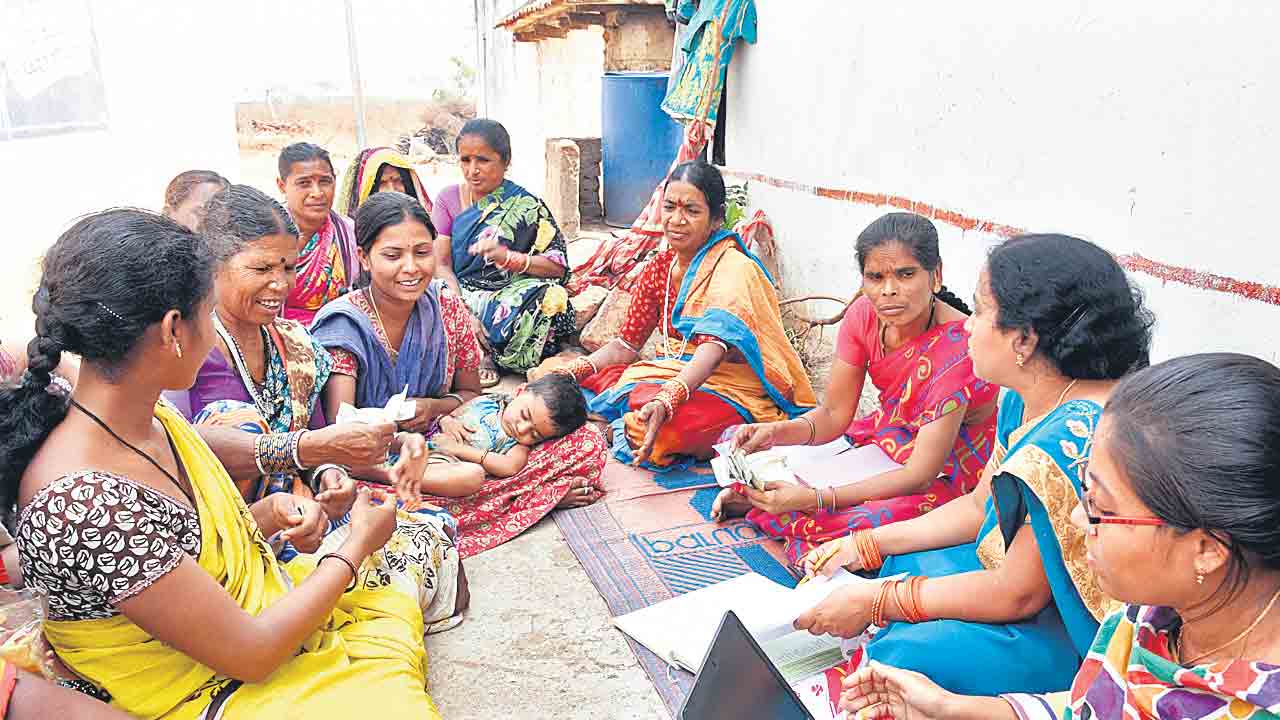 స్వావలంబన దిశగా..