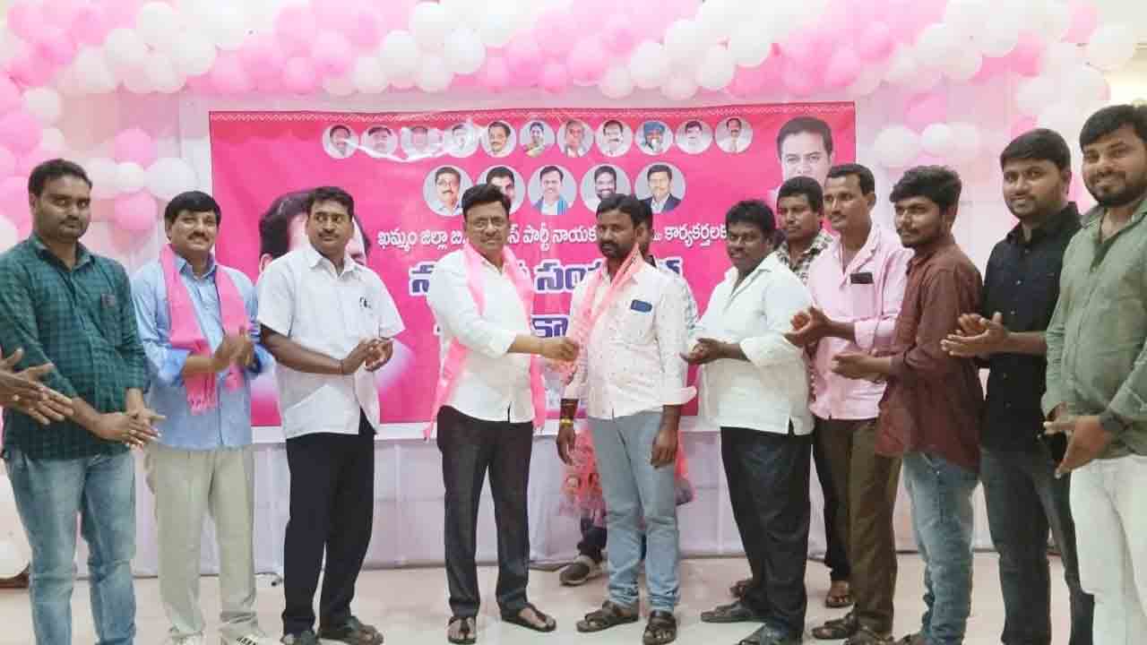 బీఆర్‌ఎస్‌లో చేరిన సీపీఎం నాయకులు