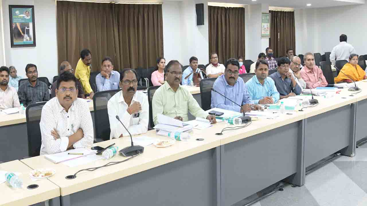 వేసవిలోగా దేవాదుల పూర్తిచేయాలి