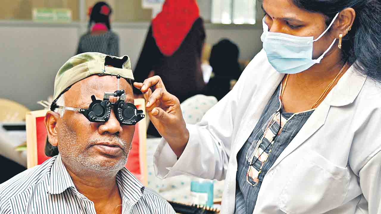 కొత్త కాంతులు