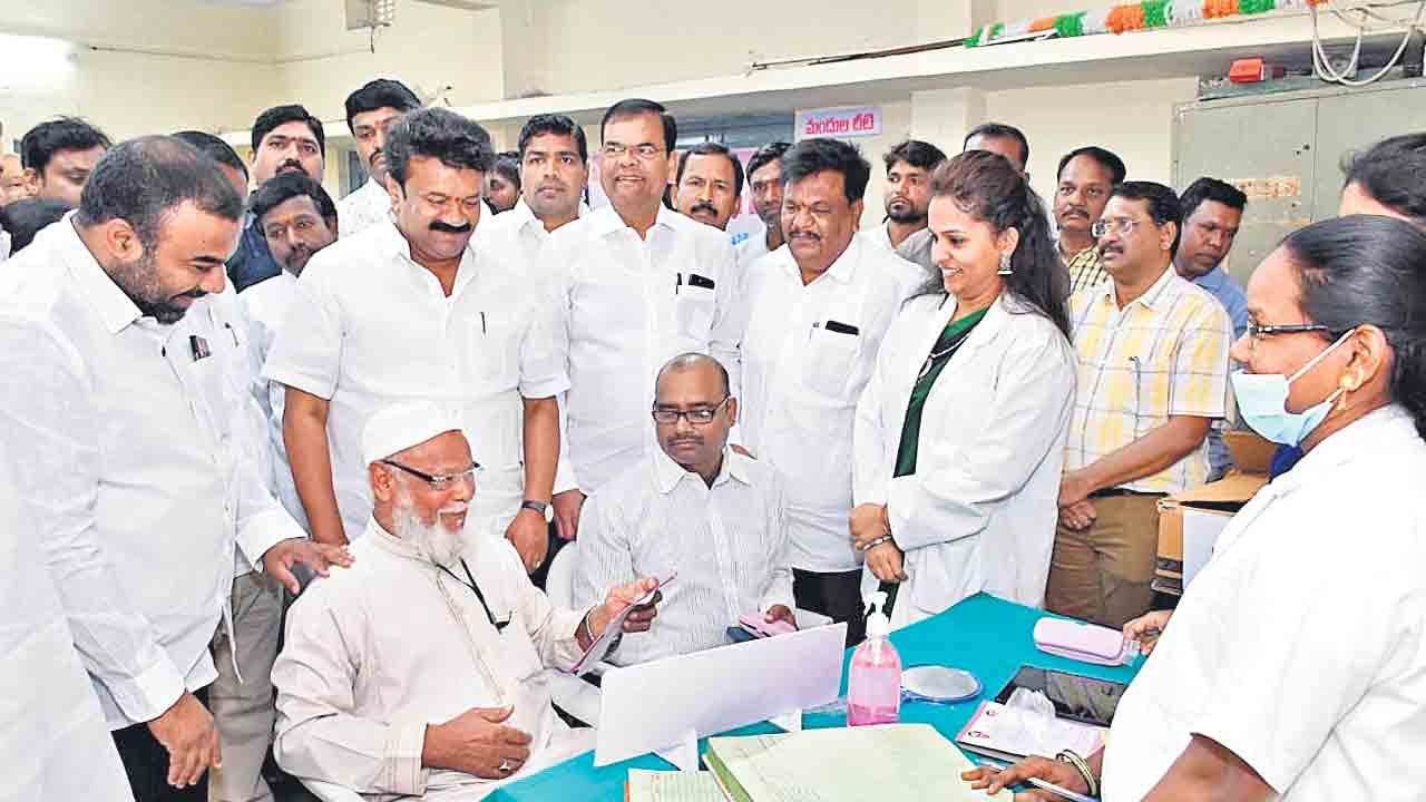 కంటి వెలుగు అద్భుత పథకం