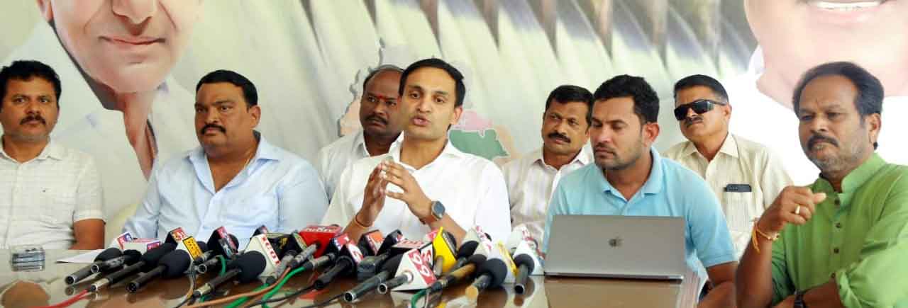 పోలీస్‌, గ్రూప్‌ 4 అభ్యర్థులకు ఉచిత శిక్షణ