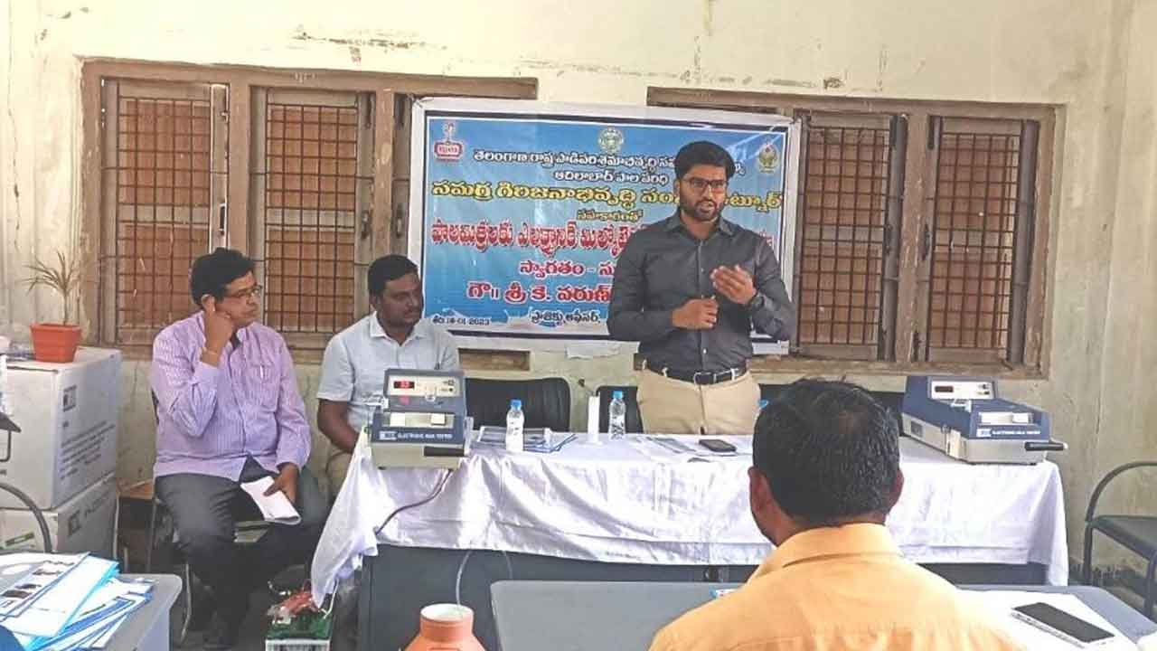 పాడి పరిశ్రమ అభివృద్ధికి కృషి