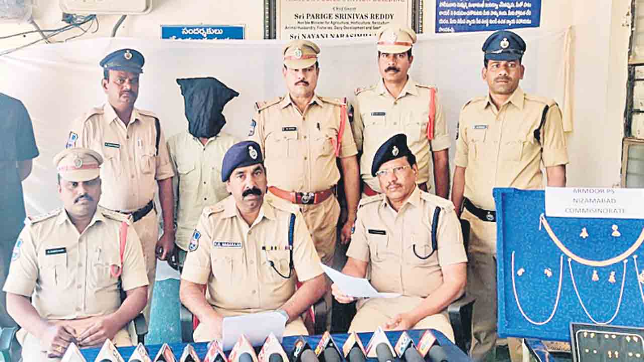 పక్కా ప్రణాళికతోనే చోరీలు