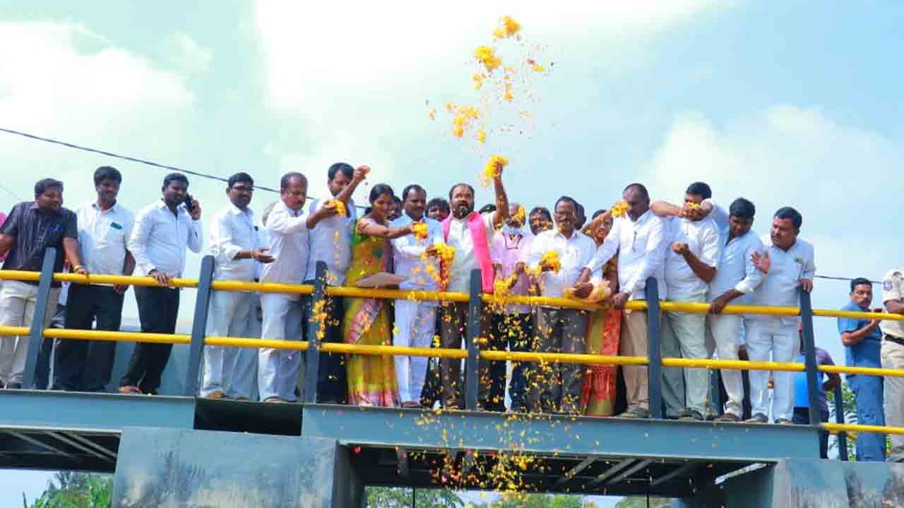 చివరి భూములకూ నీళ్లందిస్తాం