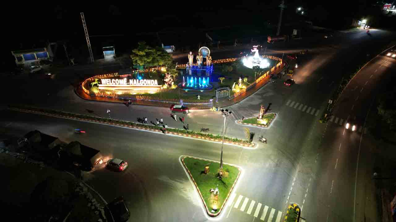 సీఎం కేసీఆర్‌ దత్తతతో కాంతులీనుతున్న నల్లగొండ