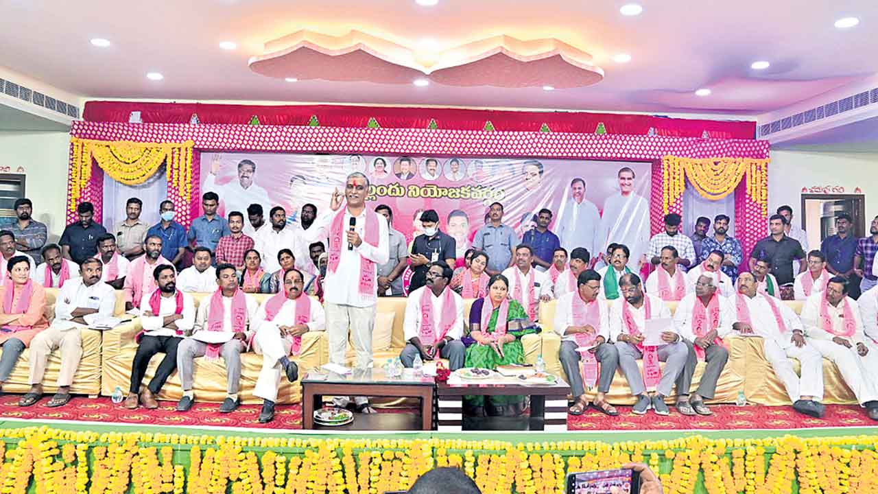 బీఆర్ఎస్ సభతో సత్తచూపిద్దాం