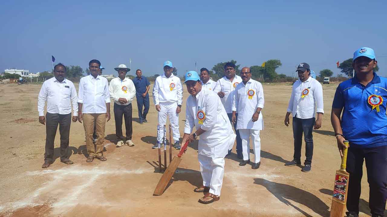 క్రీడలు మానసికోల్లాసానికి దోహదపడుతాయి