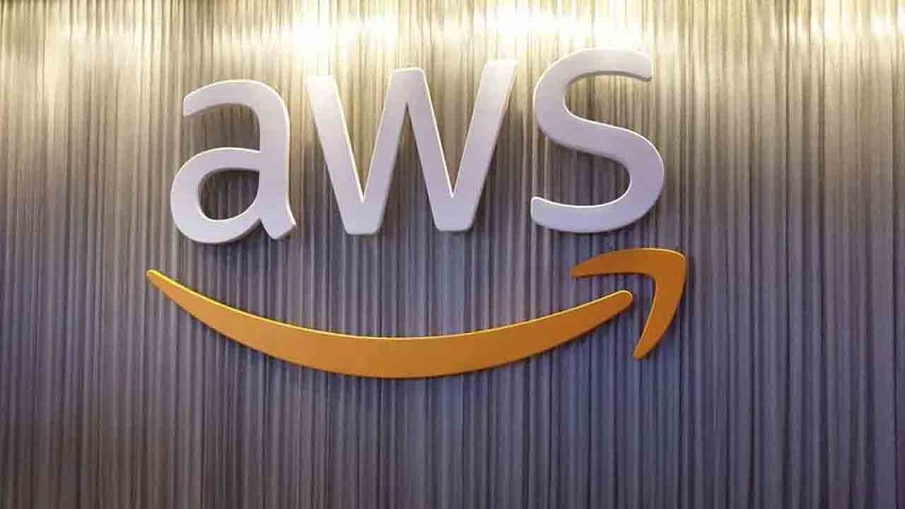 అమెజాన్ వెబ్ స‌ర్వీసెస్ రూ. 36,300 కోట్ల పెట్టుబ‌డులు.. స్వాగ‌తించిన కేటీఆర్