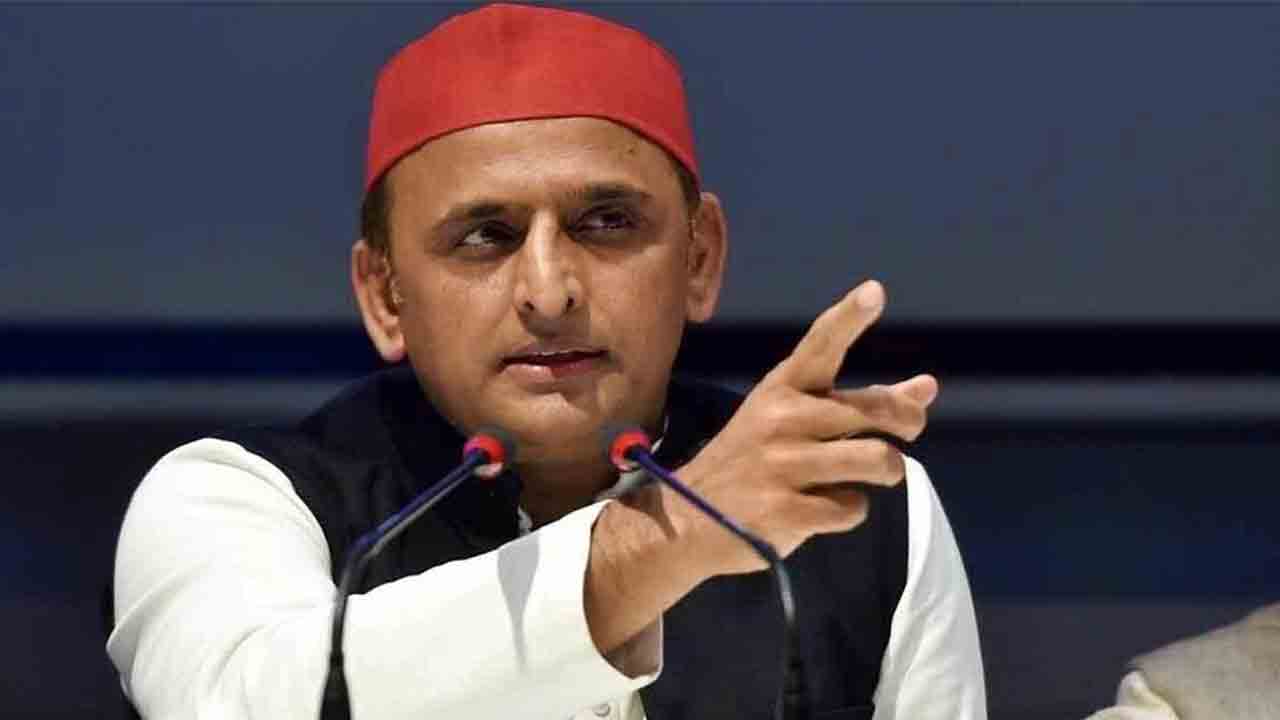 Akhilesh Yadav – Union Budget | పదవిని కాపాడుకోవడంపైనే మోదీ దృష్టి.. యూపీకి బడ్జెట్ కేటాయింపులేవని నిలదీసిన అఖిలేష్..!