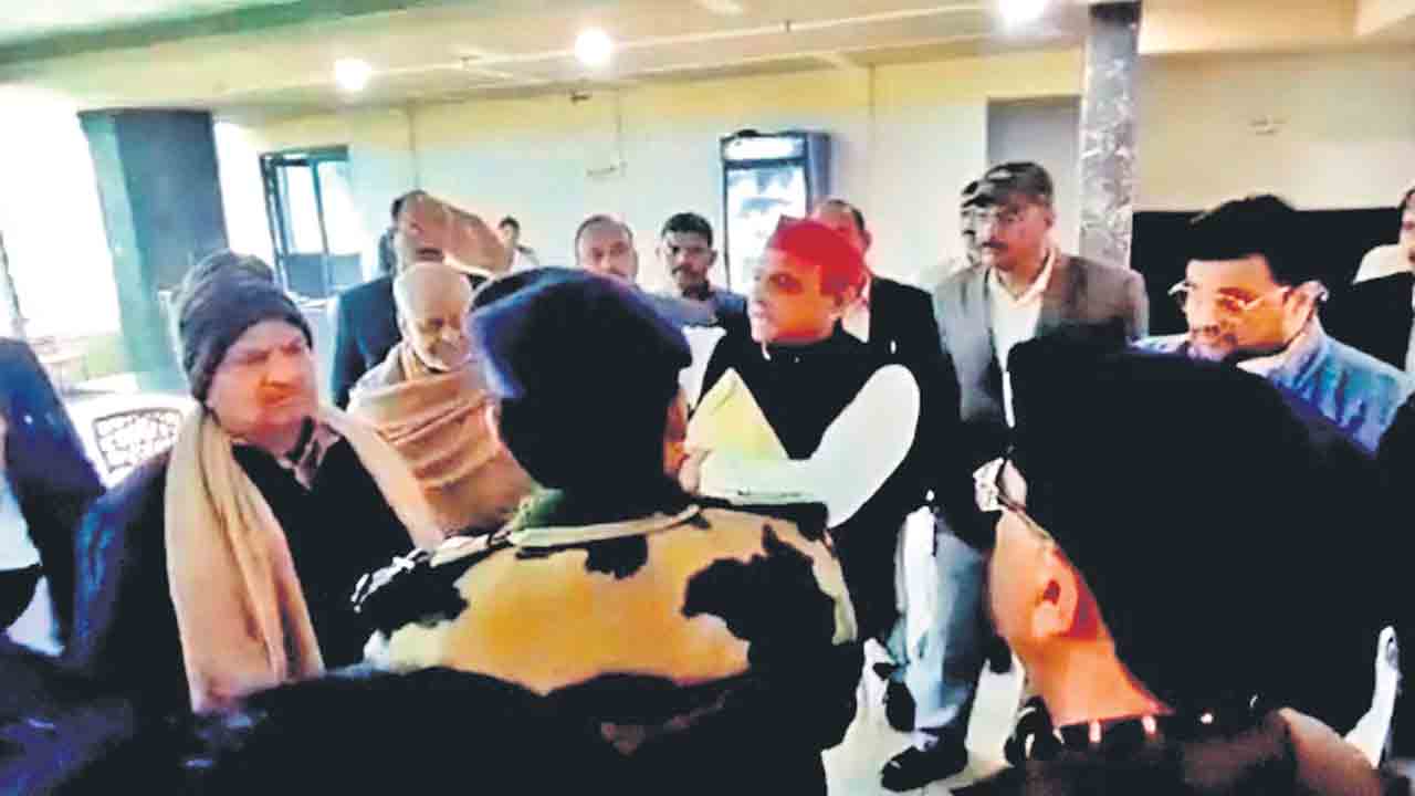 ఇది చాయేనా? అందులో విషం ఉంటే!