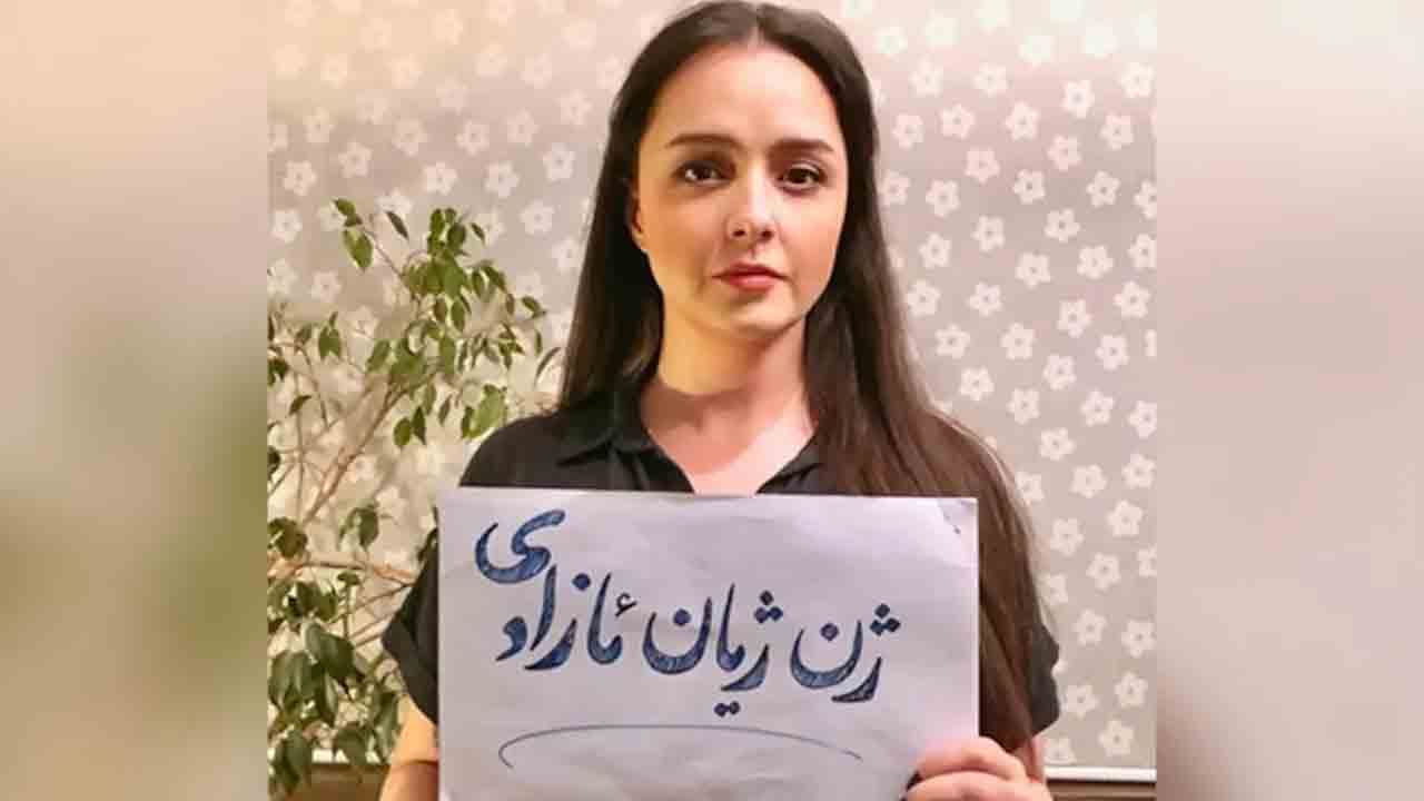 హిజాబ్‌ వ్యతిరేక ఆందోళనలు.. 18 రోజుల తర్వాత ఇరాన్‌ నటికి బెయిల్‌