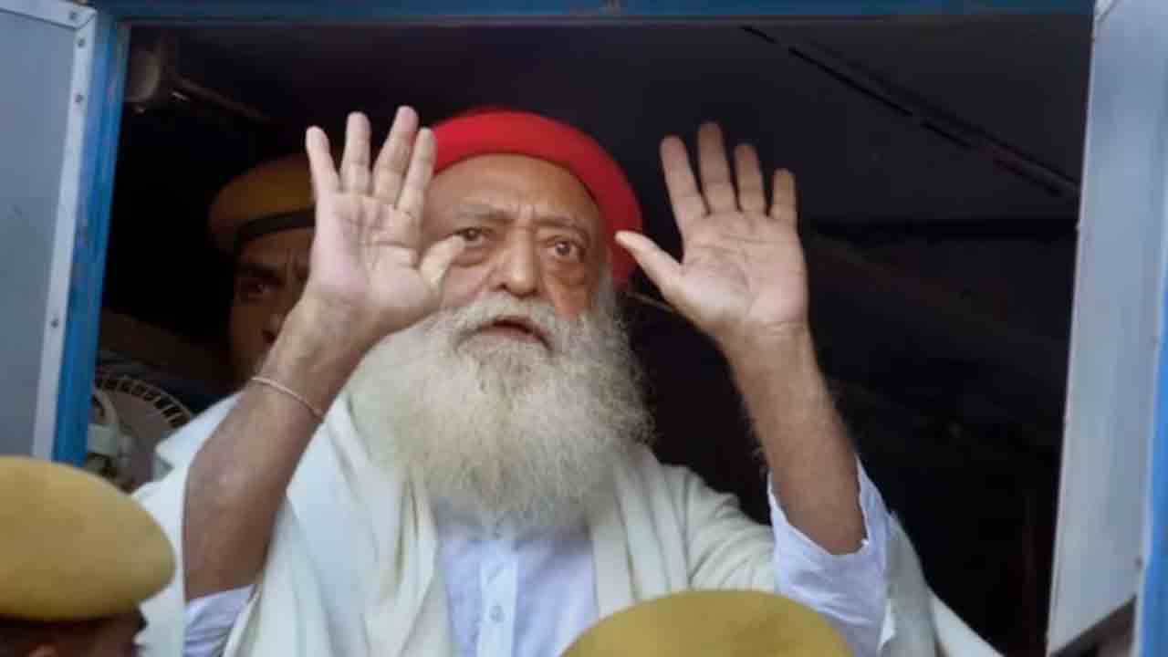 మరో లైంగిక దాడి కేసు.. ఆశారాం బాపును దోషిగా నిర్ధారించిన గుజరాత్‌ కోర్టు