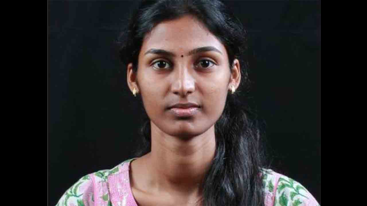 Chennai Techi | గుంతను తప్పించబోయి.. ట్రక్కు ఢీకొని టెకీ మృతి