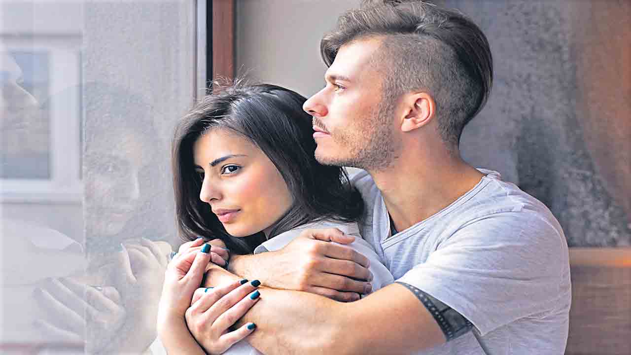 అంచనాలు.. ముంచేస్తాయి