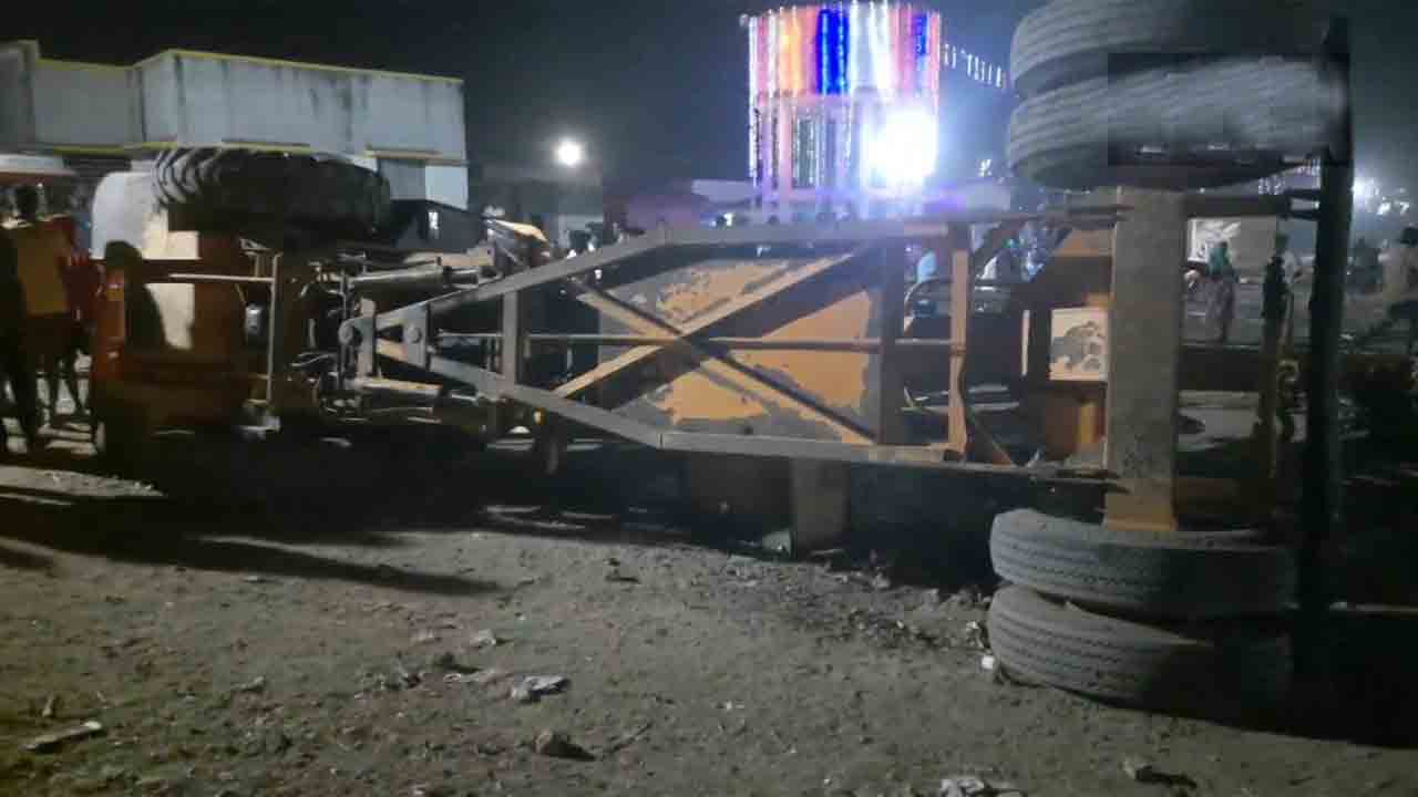 Tamil Nadu | ఆలయ ఉత్సవాల్లో అపశ్రుతి.. క్రేన్‌ కూలి నలుగురు మృతి
