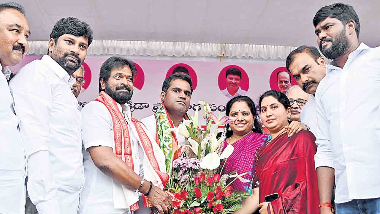 సాట్స్ చైర్మన్ ఆంజనేయగౌడ్ బాధ్యతల స్వీకరణ
