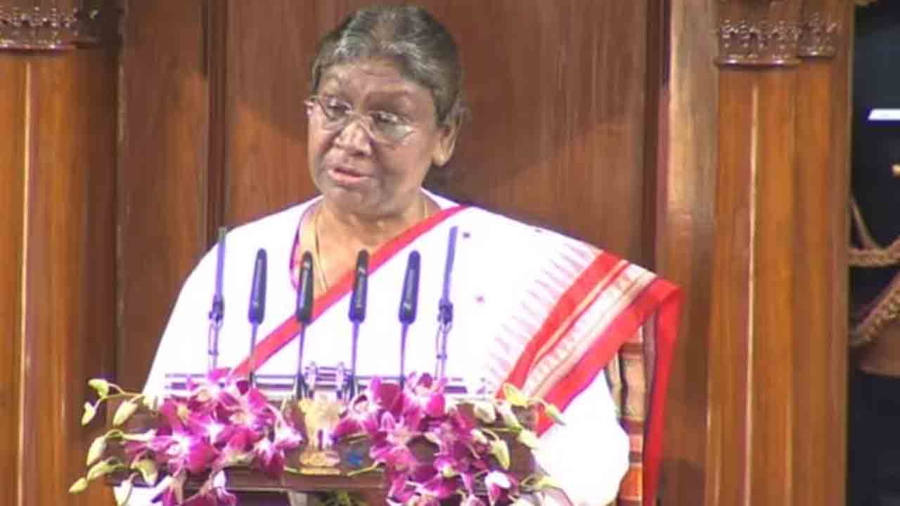 పార్లమెంట్‌ బడ్జెట్‌ సమావేశాలు ప్రారంభం.. రాష్ట్రపతిగా ద్రౌపది ముర్ము తొలి ప్రసంగం