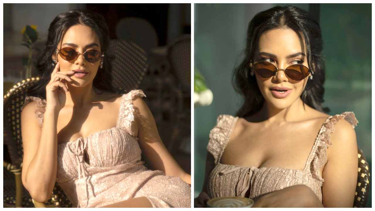 Esha Gupta | ఇషా గుప్తా అందచందాలు అదరహో..